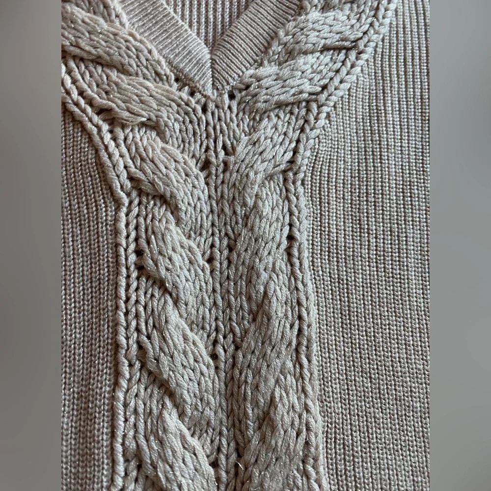 White House Black Market Tan V-Neck Sweater  cashmere with Cable Knit NWT